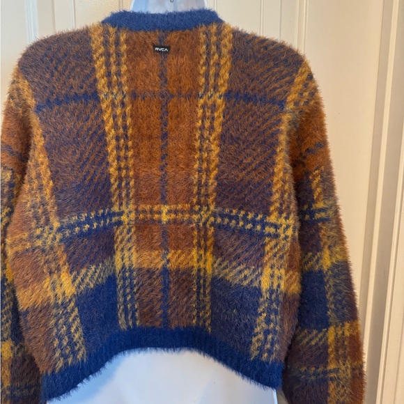RVCA Fuzzy Plaid Long Sleeve Crewneck Fuzzy Sweater, Size Small - Picture 11 of 14